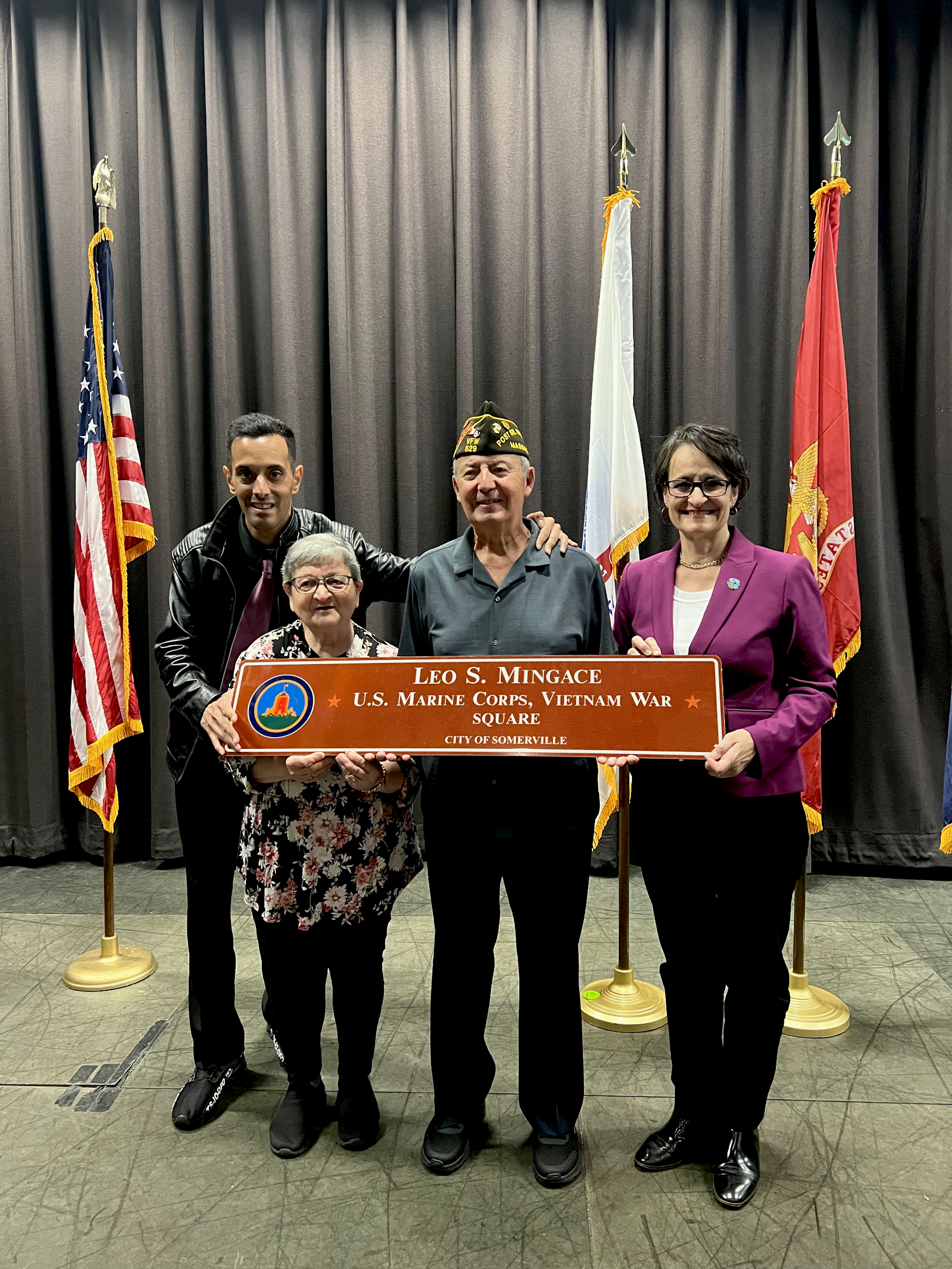 Katjana with Mingaces