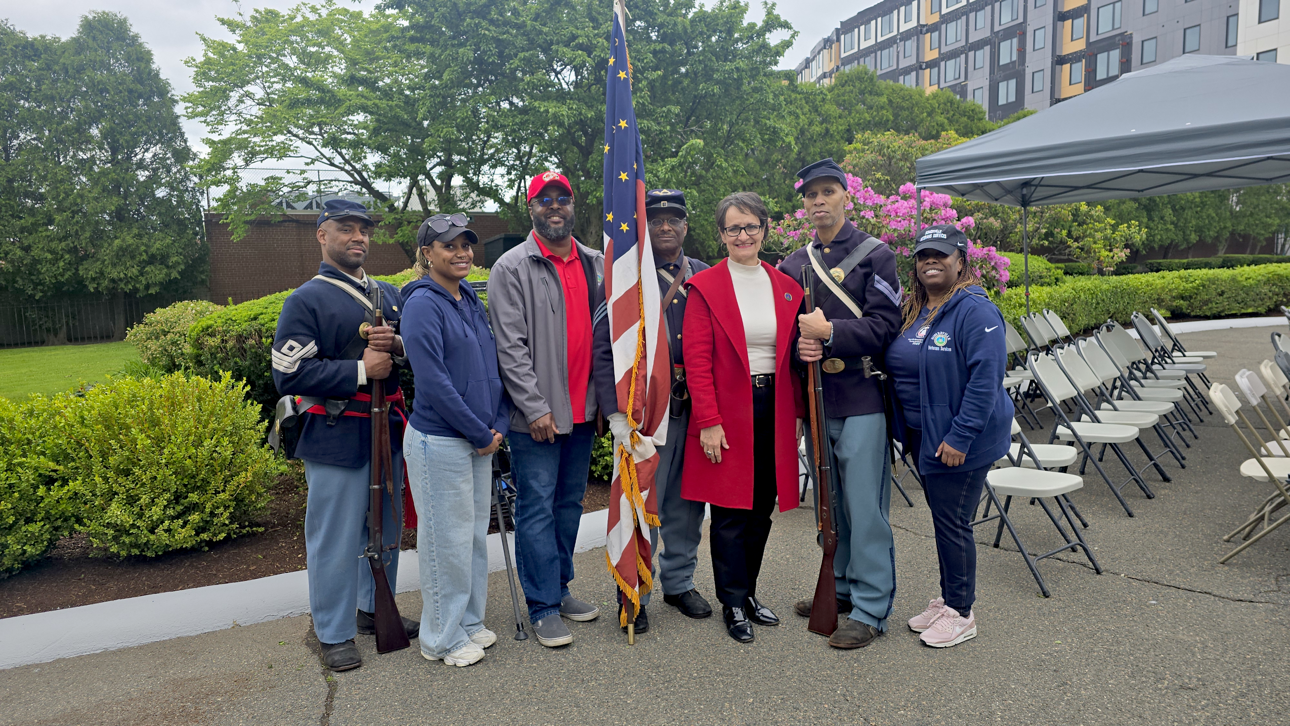 Katjana with the 54th Regiment color guard